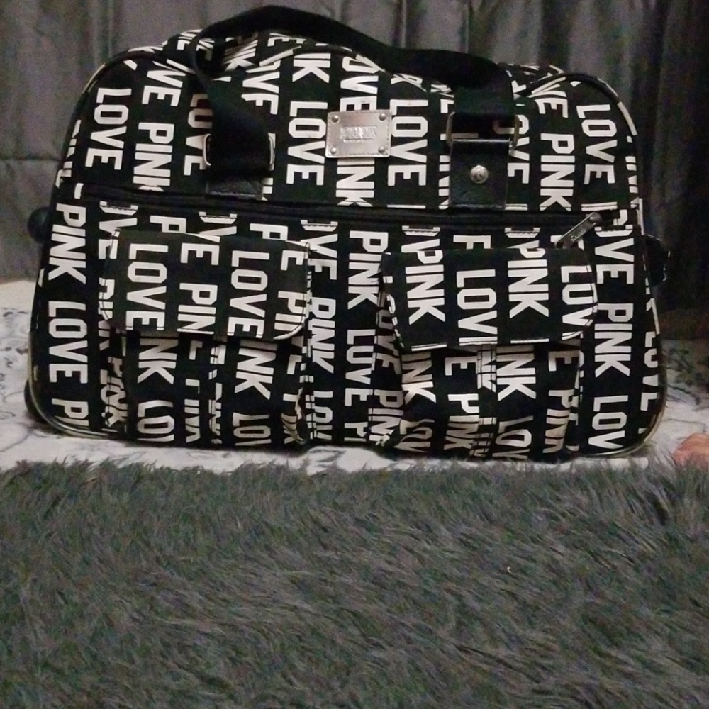 PINK VS Rolling Duffle Bag Luggage